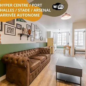 Appartement Esprit Loft & Club Proche Embarcadere Corse Mayol Port Centre Historique, Toulon